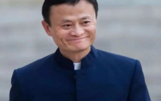 肖战英勇救援：共筑马云安全防线