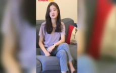 父女辩论视频走红网络：一场关于成长与理解的精彩对决