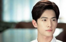 杨洋为晋升金V微博，全力以赴展现明星魅力