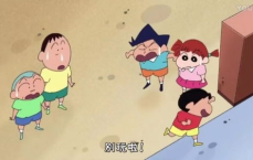 82岁姥姥荡秋千，比我还疯的活力人生